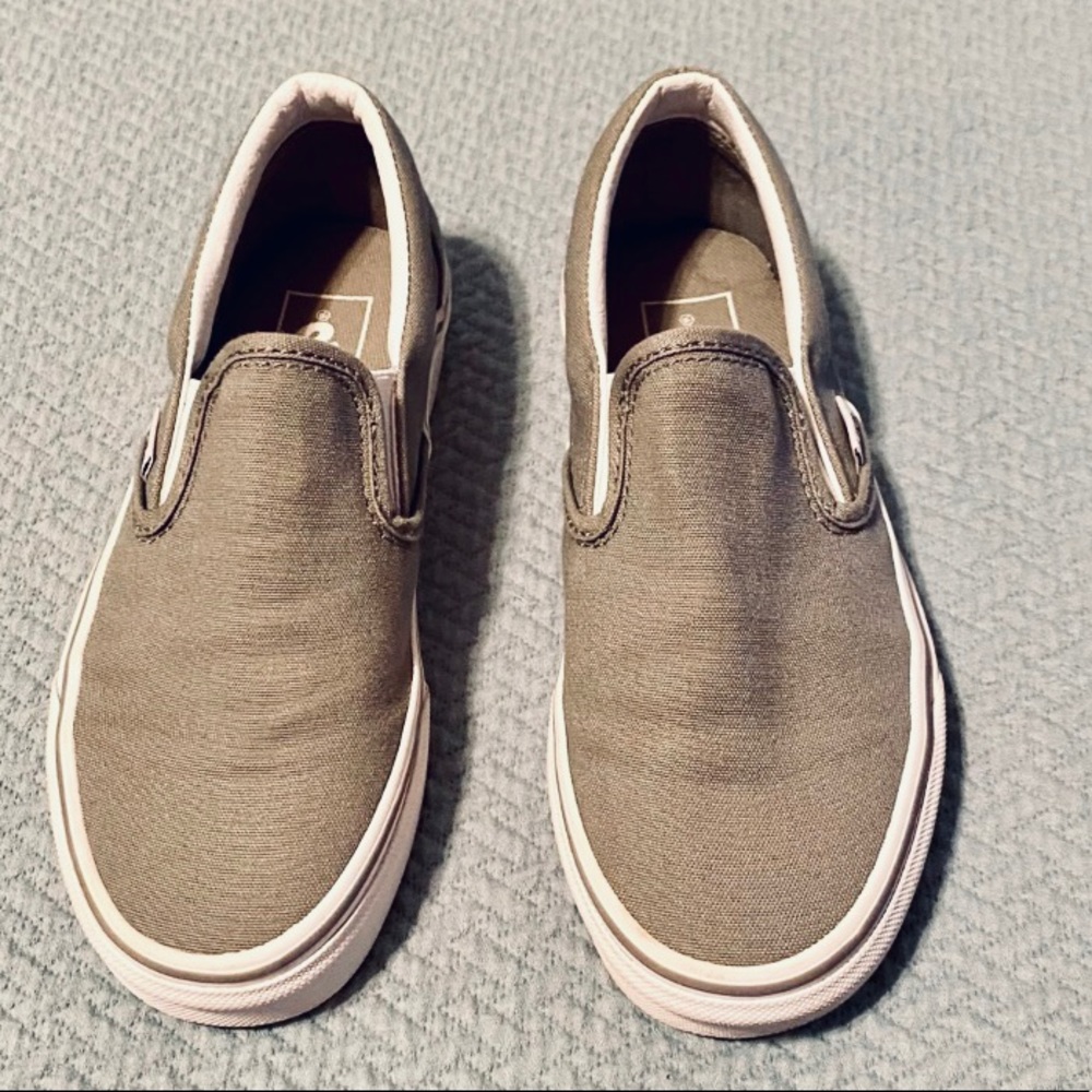 Vans classic slip on skate sneakers gray 5